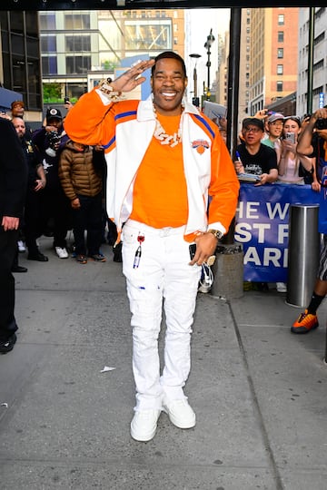 Busta Rhymes, rapero, cantante y actor estadounidense, llegando al Madison Square Garden para presenciar el cuarto partido de la eliminatoria de Playoffs entre los Boston Celtics y los New York Knicks.