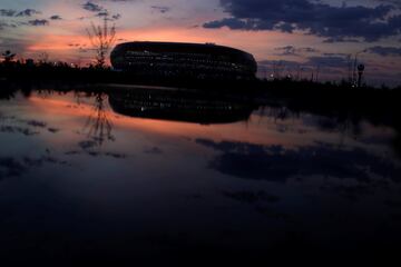 El Mordovia Arena al atardecer.