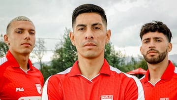 Independiente Santa Fe presenta su nueva camiseta.