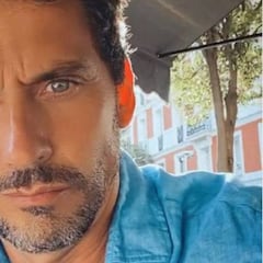 Paco León celebra su cumpleaños con un sorprendente cambio de look