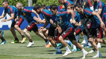 Jugadores de la Selección completan la sesión preparatoria.