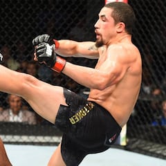 Whittaker le gana la guerra a Romero entre la polémica
