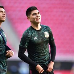 Vladimir Loroña, descartado ante Xolos por COVID-19