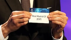 Papeleta del Real Madrid en el sorteo de la fase de grupos de la Champions League 2018-2019.