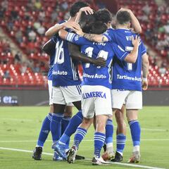 El Oviedo, a la caza
de un lateral derecho