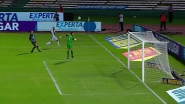 Arias sufrió con el gol de la fecha en Argentina: ¡de 'sombrero'!