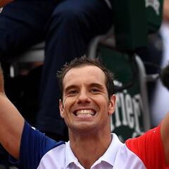 Gasquet keeps home hopes alive after beating Nishikori