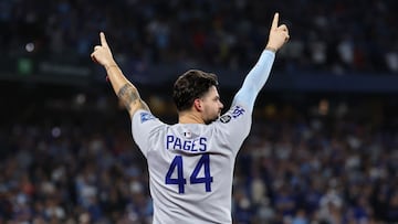 TORONTO, ONTARIO - NOVEMBER 02: Andy Pages #44 of the Los Angeles Dodgers celebrates after Will Smith #16 hits a home run during the eleventh inning against the Toronto Blue Jays in game seven of the 2025 World Series at Rogers Center on November 02, 2025 in Toronto, Ontario. Emilee Chinn/Getty Images/AFP (Photo by Emilee Chinn / GETTY IMAGES NORTH AMERICA / Getty Images via AFP)