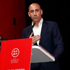 The head of the Spanish Soccer Federation repeated the phrase “I’m not going to resign” three times as he came out fighting.