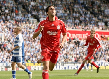 Canterano del Real Madrid, en verano de 2006 se marchó al Deportivo de La Coruña y fue tan bueno su rendimiento que en enero de 2007 Benítez se lo llevó a Anfield. En el Liverpool jugó a su mejor nivel, tan bueno fue que recibió la llamada de Luis Aragonés para debutar con la Selección Española y fue parte del equipo español que ganó la Eurocopa de 2008. 
