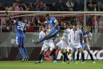 Sevilla-Slovan Liberec.