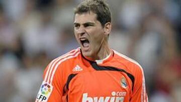 <b>INSUPERABLE.</b> Casillas completó un partido perfecto contra el Athletic.