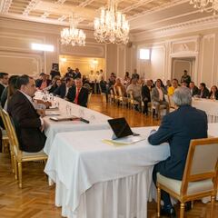 Reunión de Petro con taxistas: a qué se ha comprometido el presidente