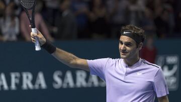 Federer barre de la pista a Paire en menos de una hora