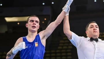 El boxeador español Oier Ibarretxe tras el triunfo en el preolímpico.