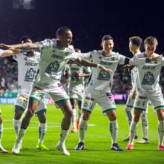 Jhonder Cádiz, el goleador venezolano que sonríe junto a James Rodríguez