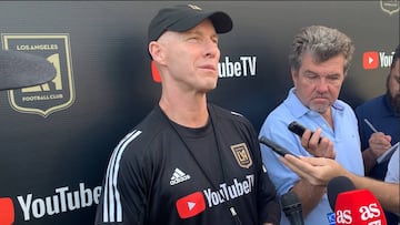 Bob Bradley: Chicharito es algo muy bueno para la MLS