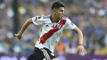 Real Madrid target Palacios "to stay at River until June"