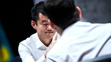 Un ¡®brit¨¢nico¡¯ Ding gana y vuelve a empatar el Mundial