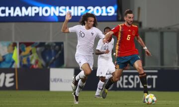 Fabián Ruiz y Mattéo Guendouzi.