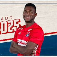 El defensa Víctor Moreno renueva con el DIM hasta 2025