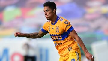 Carlos Salcedo supera al COVID-19 y se reintegra a los entrenamientos