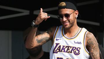 Neymar, hoy en la Meo Rip Curl Pro Portugal, penúltima fase del Mundial de Surf.