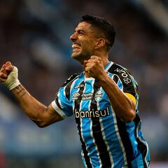 Suárez eleva a Gremio