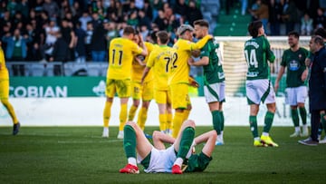 El Racing de Ferrol dio la cara en el derbi, pero acabó perdiendo.