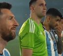 La imagen de Messi llorando completamente quebrado que dará la vuelta al mundo: en el Monumental, en su despedida...