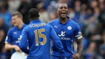 Football - Leicester City v Southampton - Barclays Premier League - King Power Stadium - 9/5/15
Leicester's Wes Morgan celebrates at the end of the match
Action Images via Reuters / Matthew Childs
Livepic
EDITORIAL USE ONLY. No use with unauthorized audio, video, data, fixture lists, club/league logos or "live" services. Online in-match use limited to 45 images, no video emulation. No use in betting, games or single club/league/player publications. Please contact your account representative for further details.