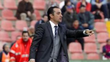 <b>CANDIDATO. </b>Oltra es una de los técnicos con opciones de dirigir al Deportivo la próxima temporada.