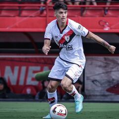 Ángelo Araos definió su futuro