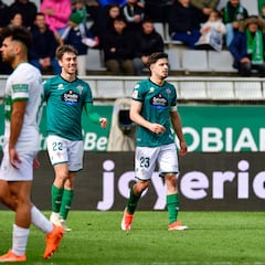 Nico Serrano, líder de éxito en los cedidos del Racing de Ferrol