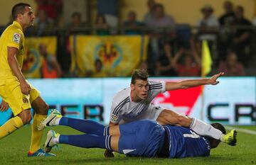 Bale no pudo empezar de mejor manera su trayectoria como jugador madridista: en su primer partido con la el¨¢stica blanca marc¨® en Villarreal.