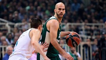 Nick Calathes y Fabien Causeur.