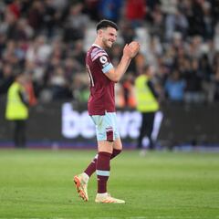 Rice breaks promise to Rashford but delights tearful young fan