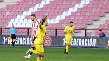 Mella celebra el 2-0 del Deportivo ante la UD Logroñés.