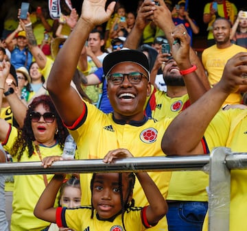 La Selección Colombia enfrentó a la Selección Irak en el estadio Mestalla, de Valencia, España. Este fue el primer amistoso de la Fecha FIFA.