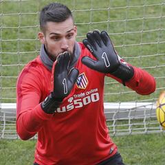 Moyá, sometido de forma favorable a una artroscopia