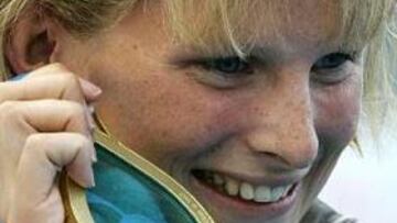 Peirsol y Jones dan brillo con dos nuevos récords del mundo