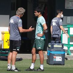 Pellegrini da explicaciones a Mandi, ya en el ostracismo