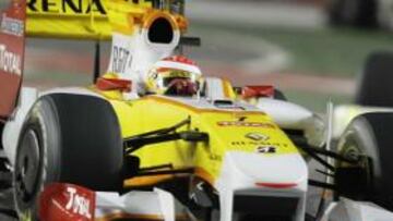 Alonso logra el primer podio del año en Singapur