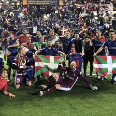 'Viverazo' del Amorebieta para un estreno de oro en Segunda