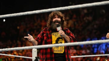 ¿Qué fue de Mick Foley, el rey del hardcore en la WWE?