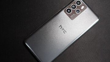 Aparecen las primeras im¨¢genes del HTC U23 Pro