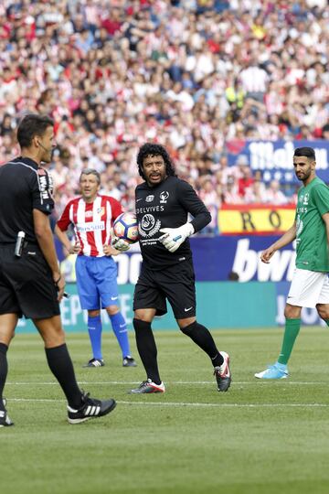 Higuita con el combinado de las estrellas.