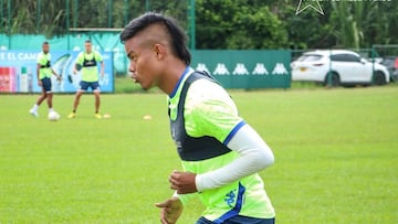 Luis Sandoval durante un entrenamiento de Deportivo Cali.