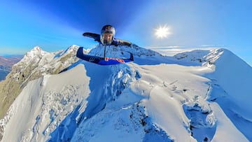 Peter Salzmann inaugura una nueva era en el vuelo humano con el wingsuit foil