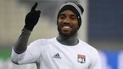 Lacazette starts on the bench for Lyon in Amsterdam